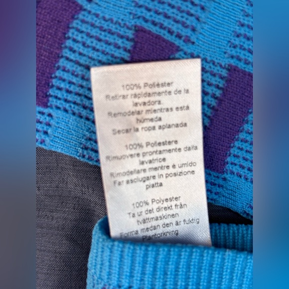 PrettyLittleThing XS Blue Knit 2-Piece Set Crop Top & Leggings NWT - Picture 5 of 5